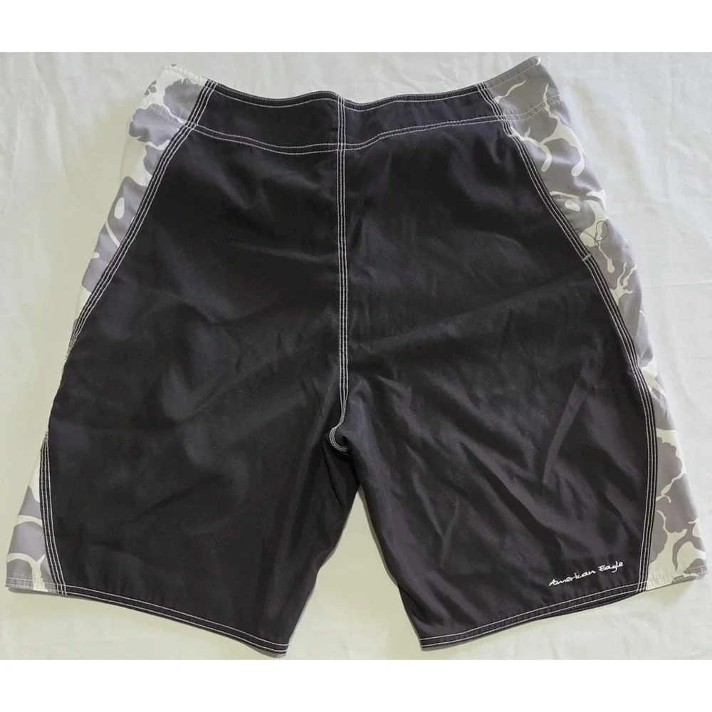 American Eagle Board Shorts Men 34 Red White Black Cargo Pocket Surf Swim Trunks